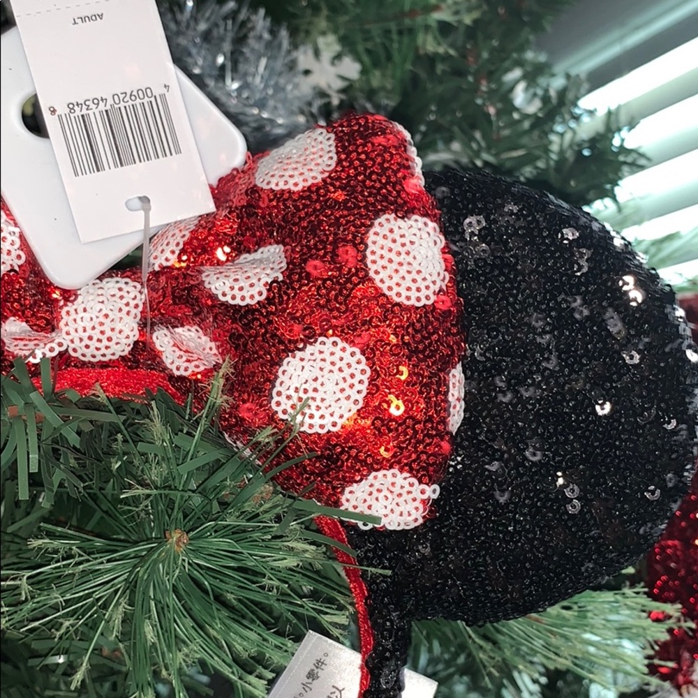 Disney Minnie Red and White Sequined Ears - Picture 4 of 4